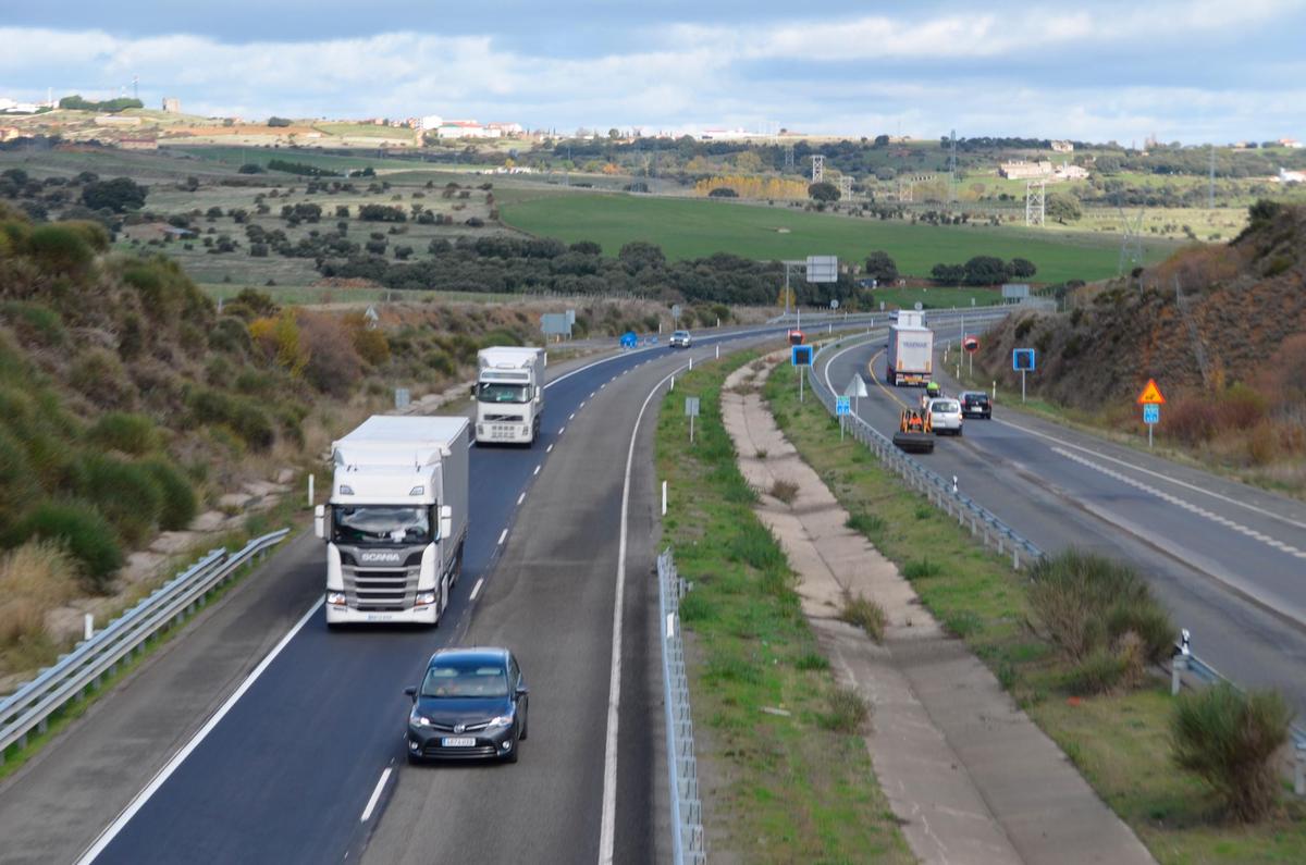 Imagen de la A-66 en Guijuelo abierta al tráfico en sentido sur