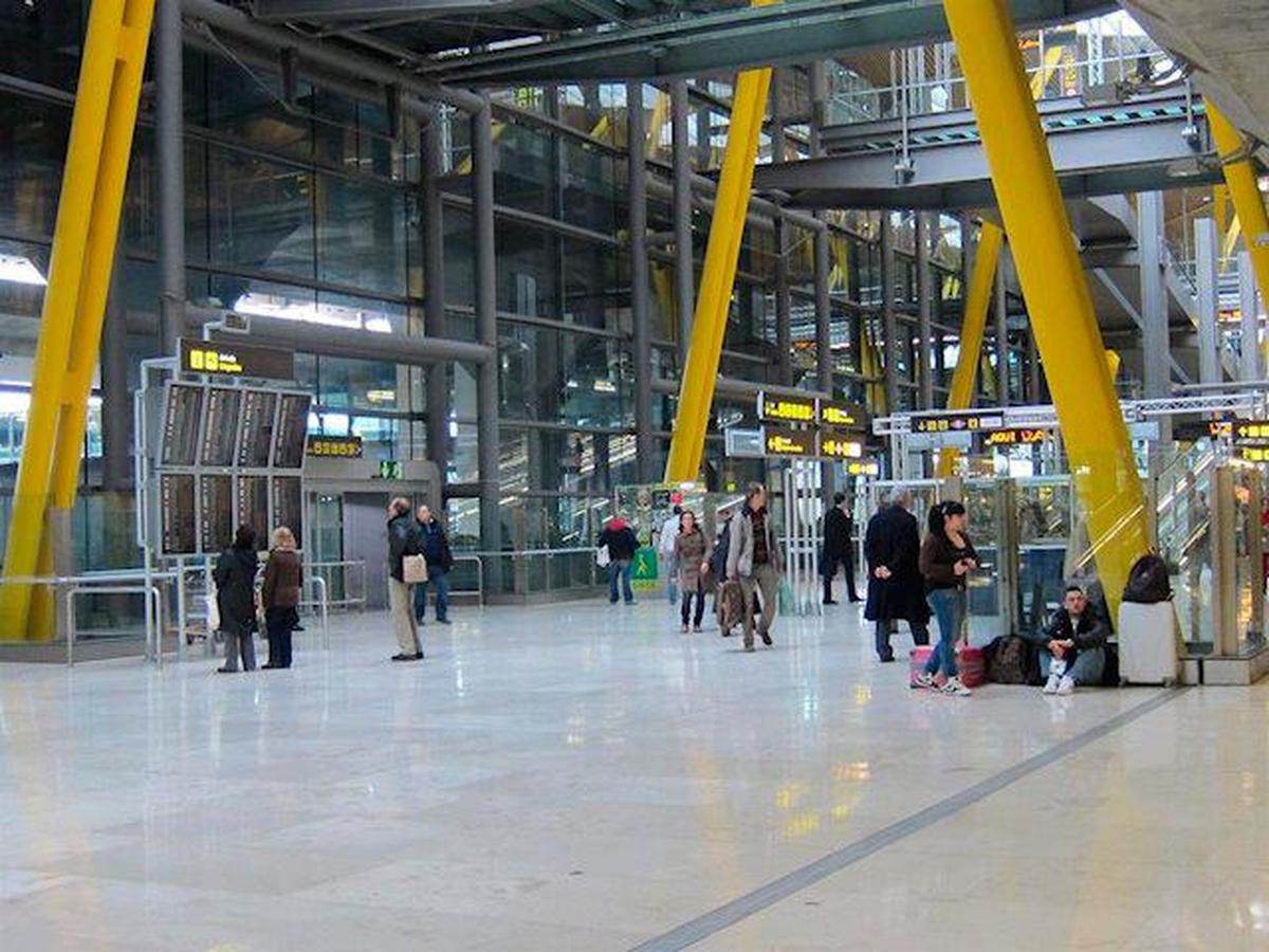 Los inmigrantes entraban a través del aeropuerto de Madrid.