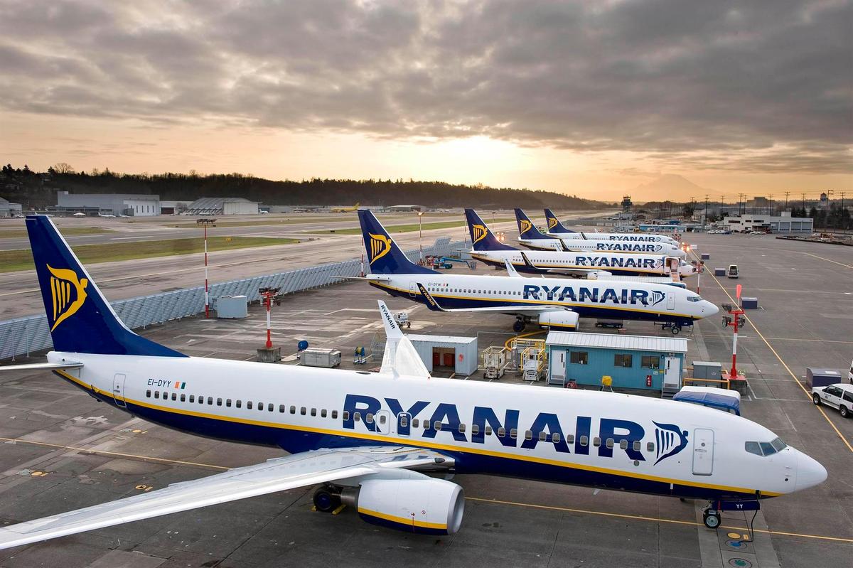 Aviones de la compañía Ryanair.