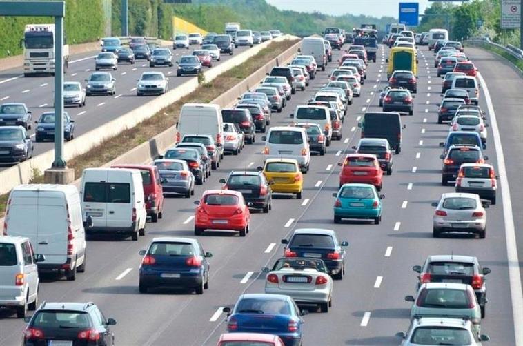 Las carreteras de Madrid y Barcelona serán las más congestionadas.