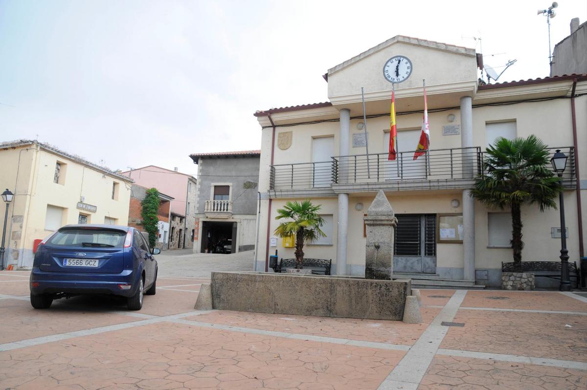 Ayuntamiento de Serradilla del Arroyo.