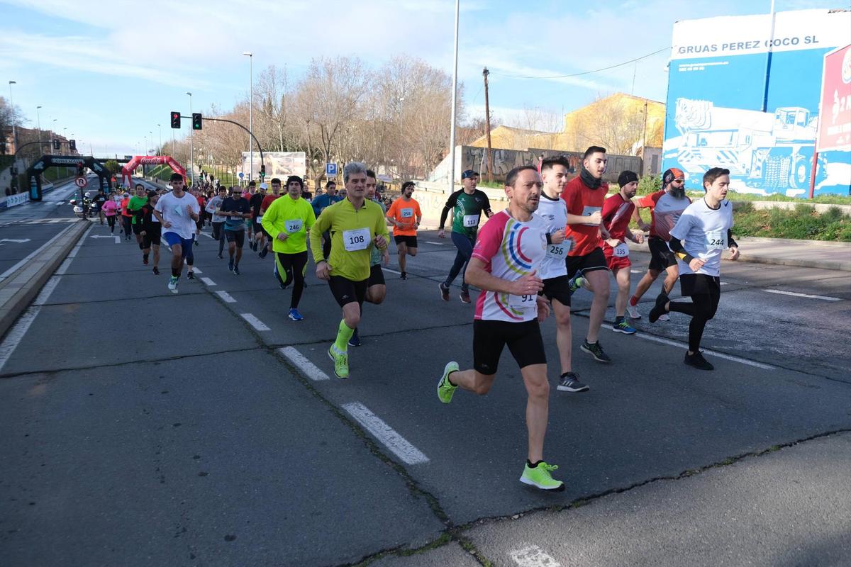 Decenas de salmantinos han participado en la carrera Don Bosco. | Fotos: CUESTA