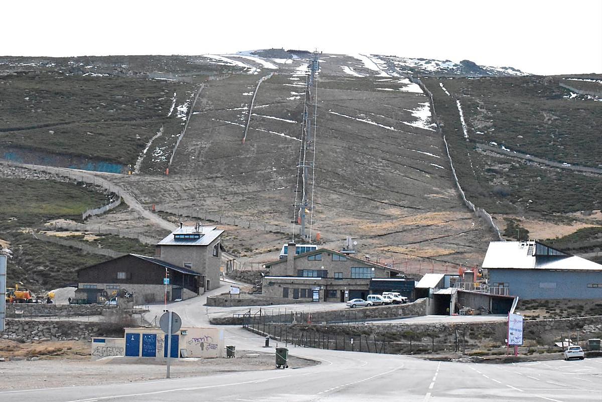 Estado actual de la estación de esquí La Covatilla.