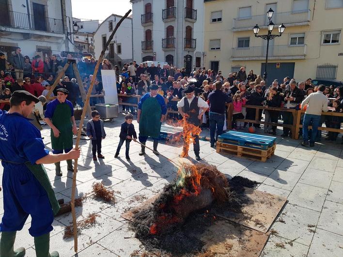 Ledrada revivirá este domingo la matanza tradicional en la Plaza Mayor.