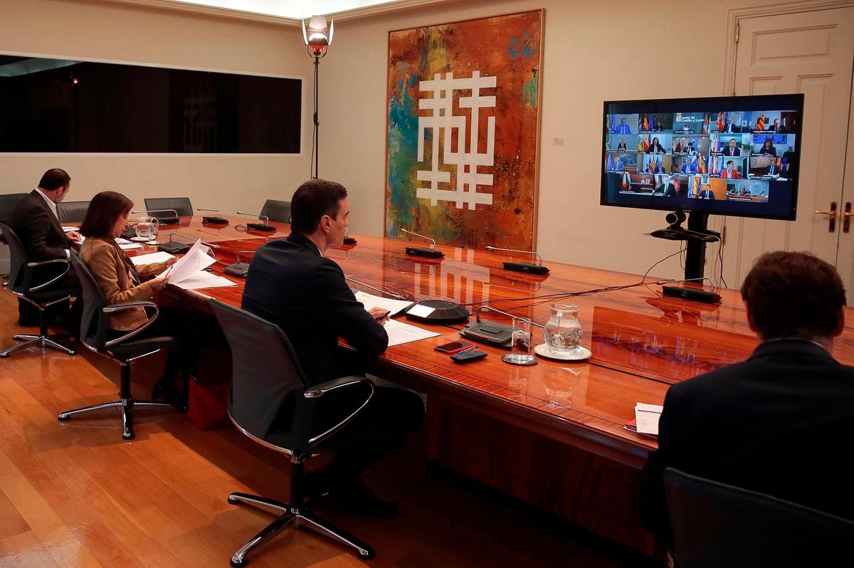 Videoconferencia de Sánchez con los presidentes autonómicos.