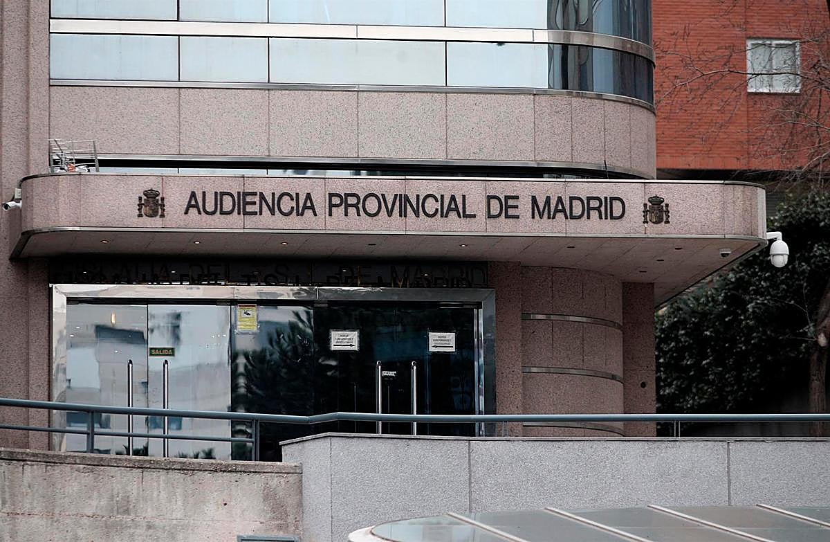 Entrada de la Audiencia Provincial de Madrid