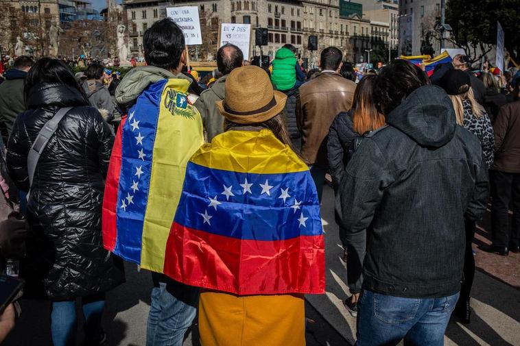 El Gobierno refuerza la cobertura sanitaria a pensionistas españoles en Venezuela