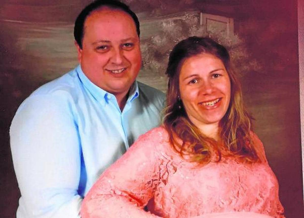 David Andrés Pérez y Fátima Rocha Centeno son un matrimonio de La Fregeneda.