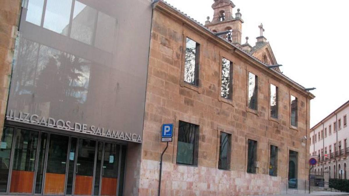 Vista exterior de los juzgados de Salamanca.
