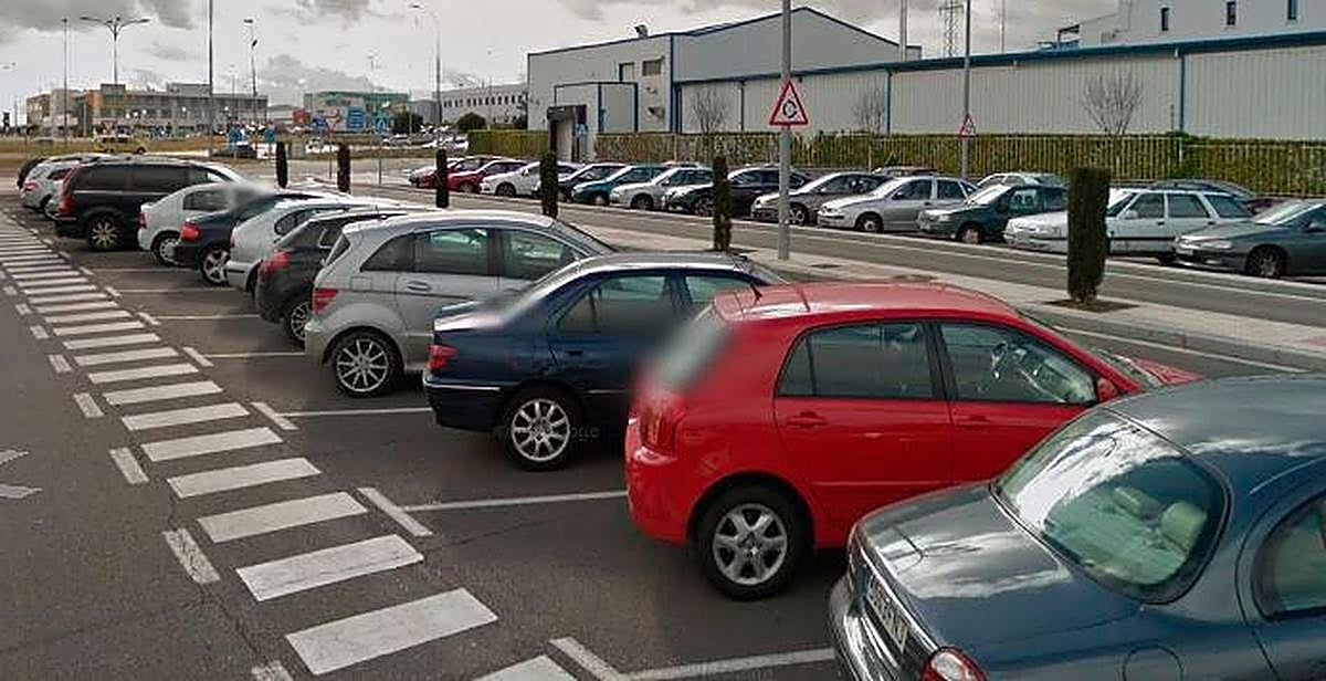 Calle Newton de Carbajosa de la Sagrada donde se registró uno de los accidentes.