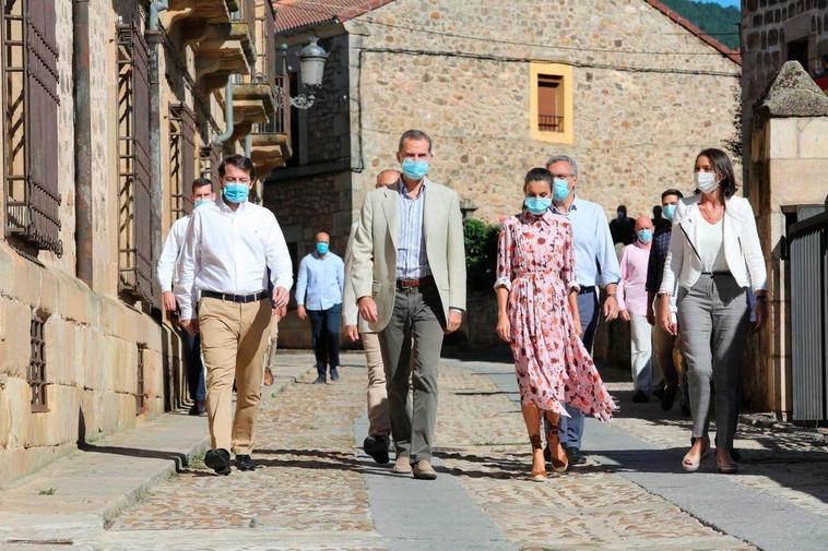 Sus Majestades los Reyes Don Felipe y Doña Letizia visitan la localidad soriana de Vinuesa (Soria)