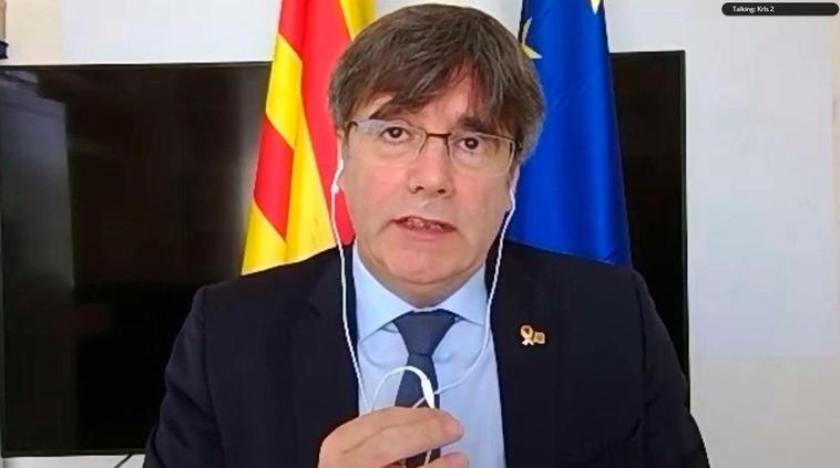 Carles Puigdemont en la presentación de su libro.