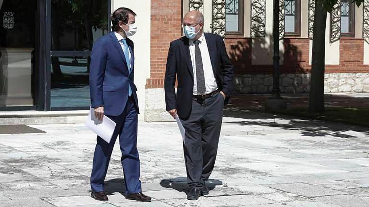 Alfonso Fernández Mañueco junto a Francisco Igea.