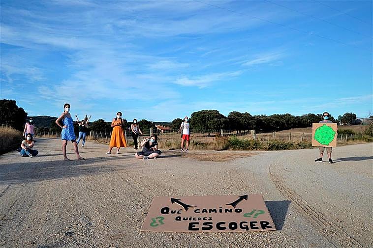 CONCURSO ‘Así somos en mi pueblo’: Olmedo de Camaces recuerda el único camino correcto