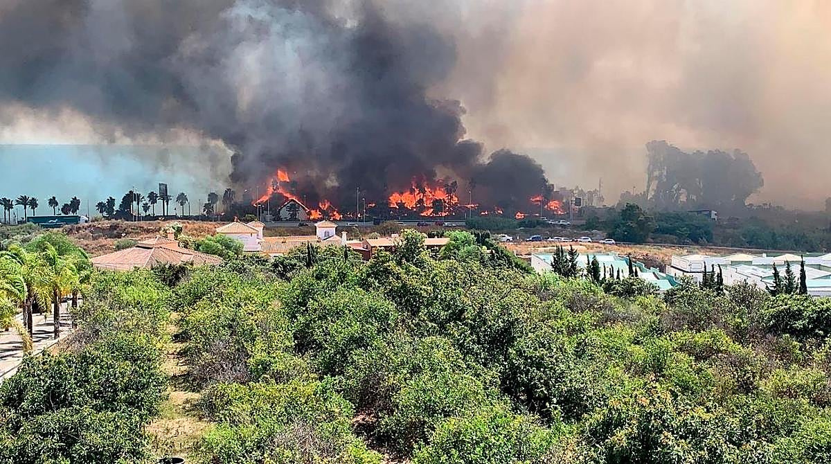 El incendio, de momento, no ha provocado daños personales.