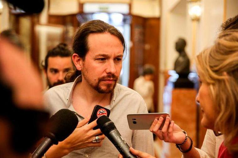 Pablo Iglesias ha incendiado las redes con su nueva imagen.