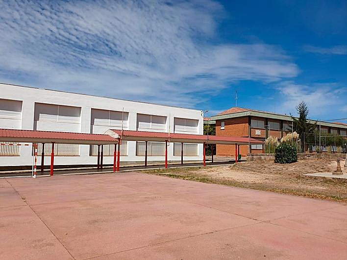 Colegio público “Liminares” de Lumbrales al que también acuden escolares de municipios cercanos