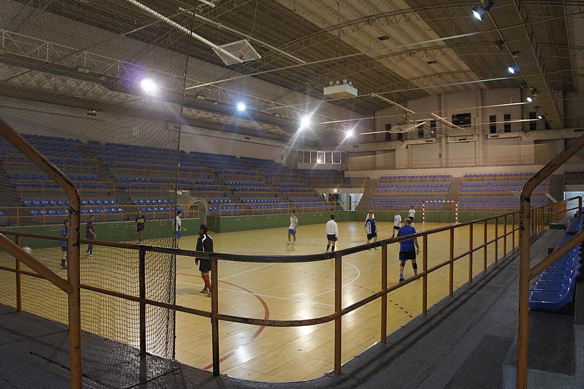 Vista de la pista de La Alamedilla, en un partido antes de la pandemia.