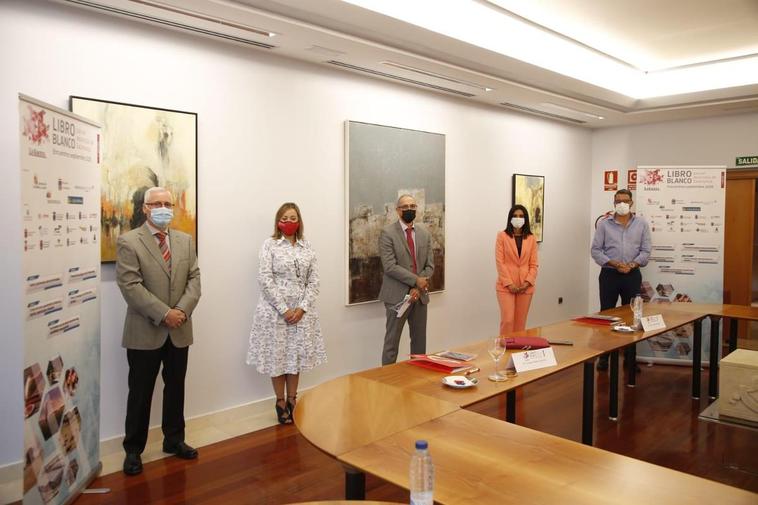 Los participantes del quinto encuentro del 'Libro Blanco' de LA GACETA