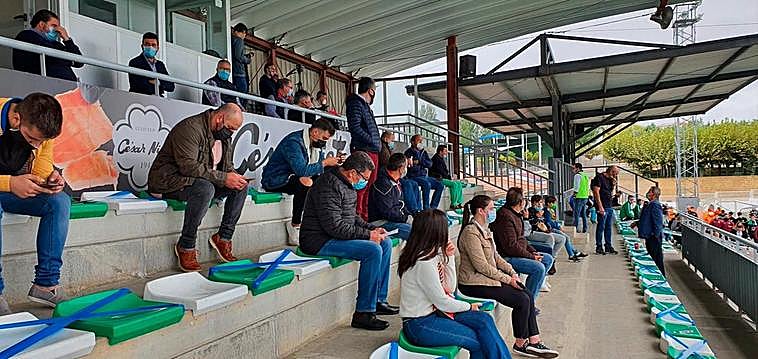 Imagen de la grada del Municipal Luis Ramos.