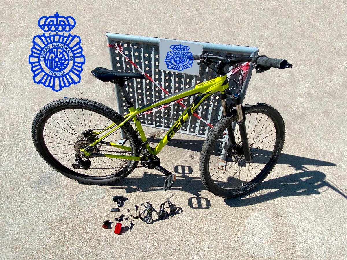 Bicicleta recuperada por la Policía Nacional.