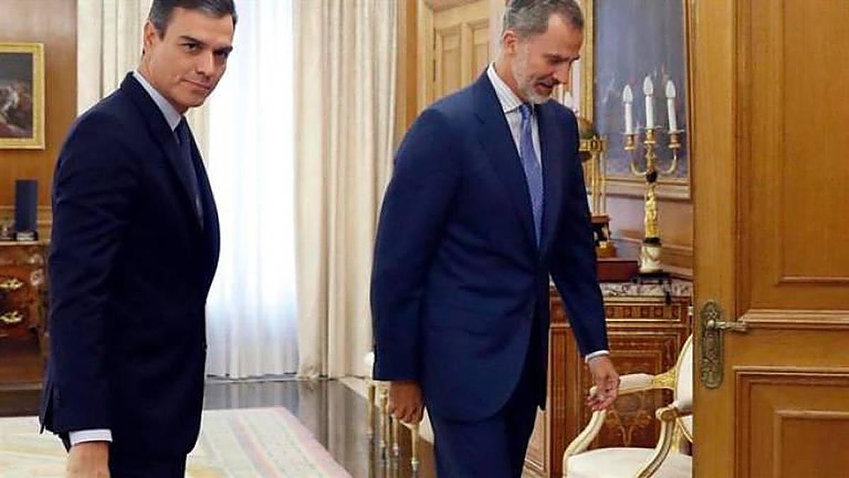 Felipe VI y Pedro Sánchez.