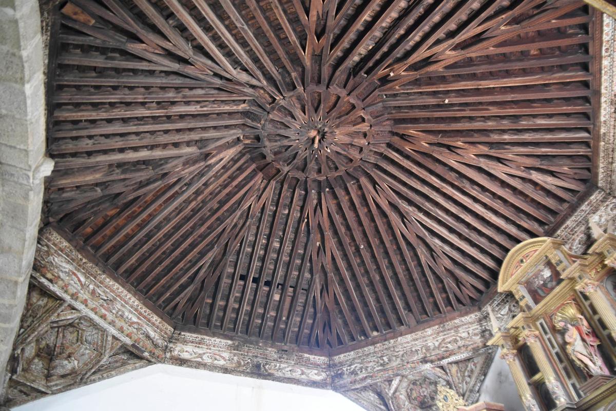 Artesonado mudéjar de la iglesia parroquial de Puebla de Yeltes que la Junta va a rehabilitar.