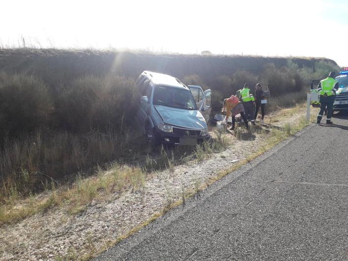 El vehículo siniestrado se salió de la autovía a la altura de Miranda de Azán