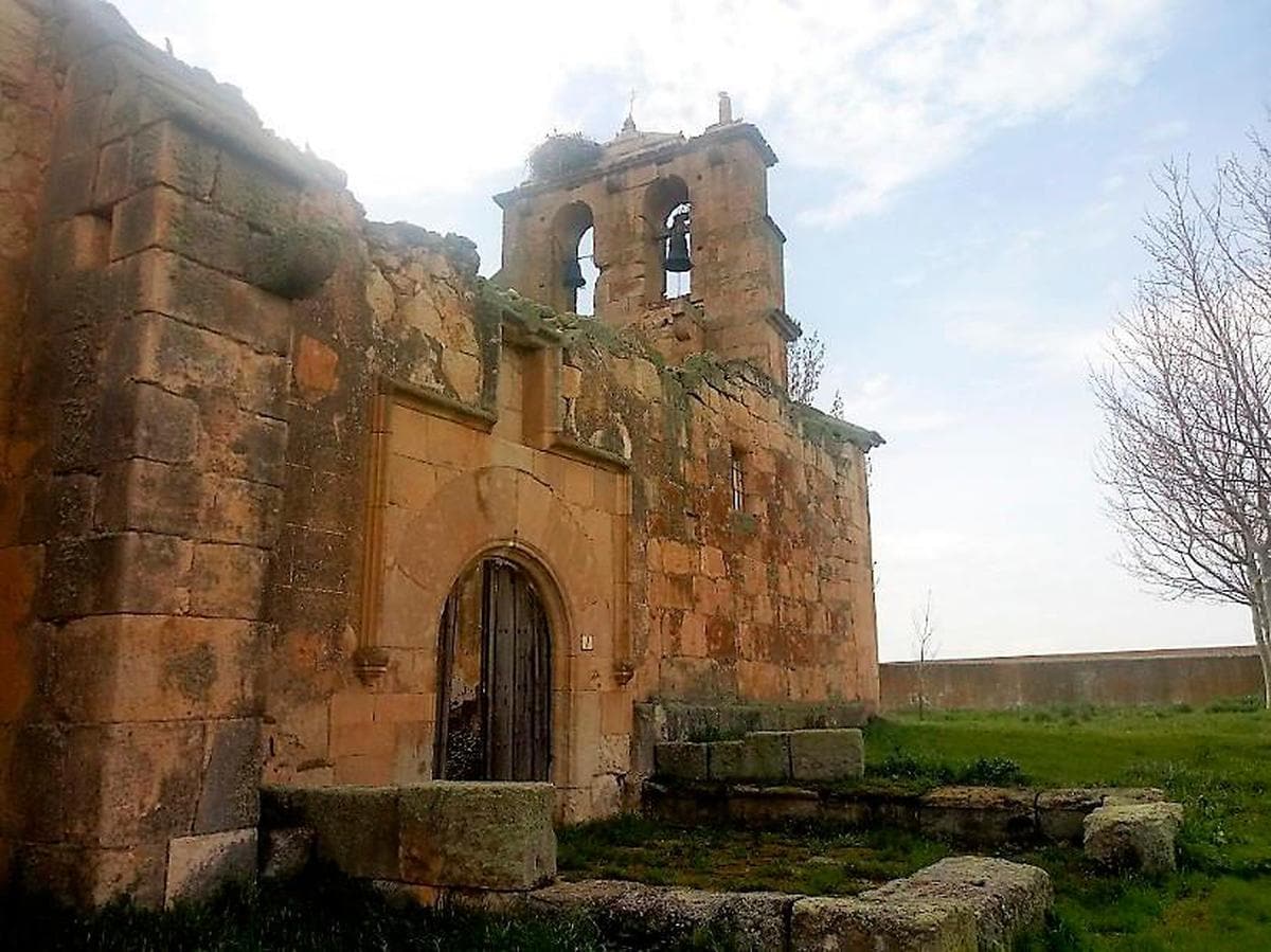 La iglesia de Tirados de la Vega en su estado actual.