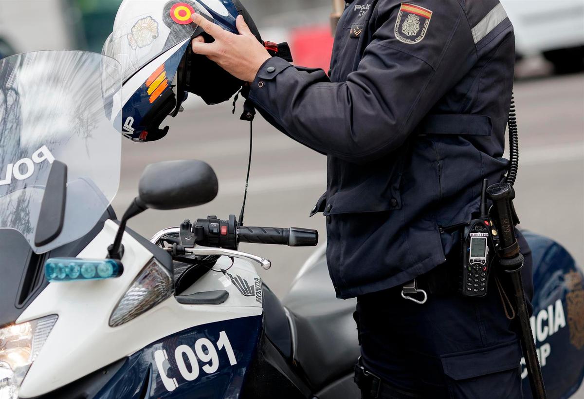 La Policía onubense detuvo al hombre que paseó una cabeza humana por la calle