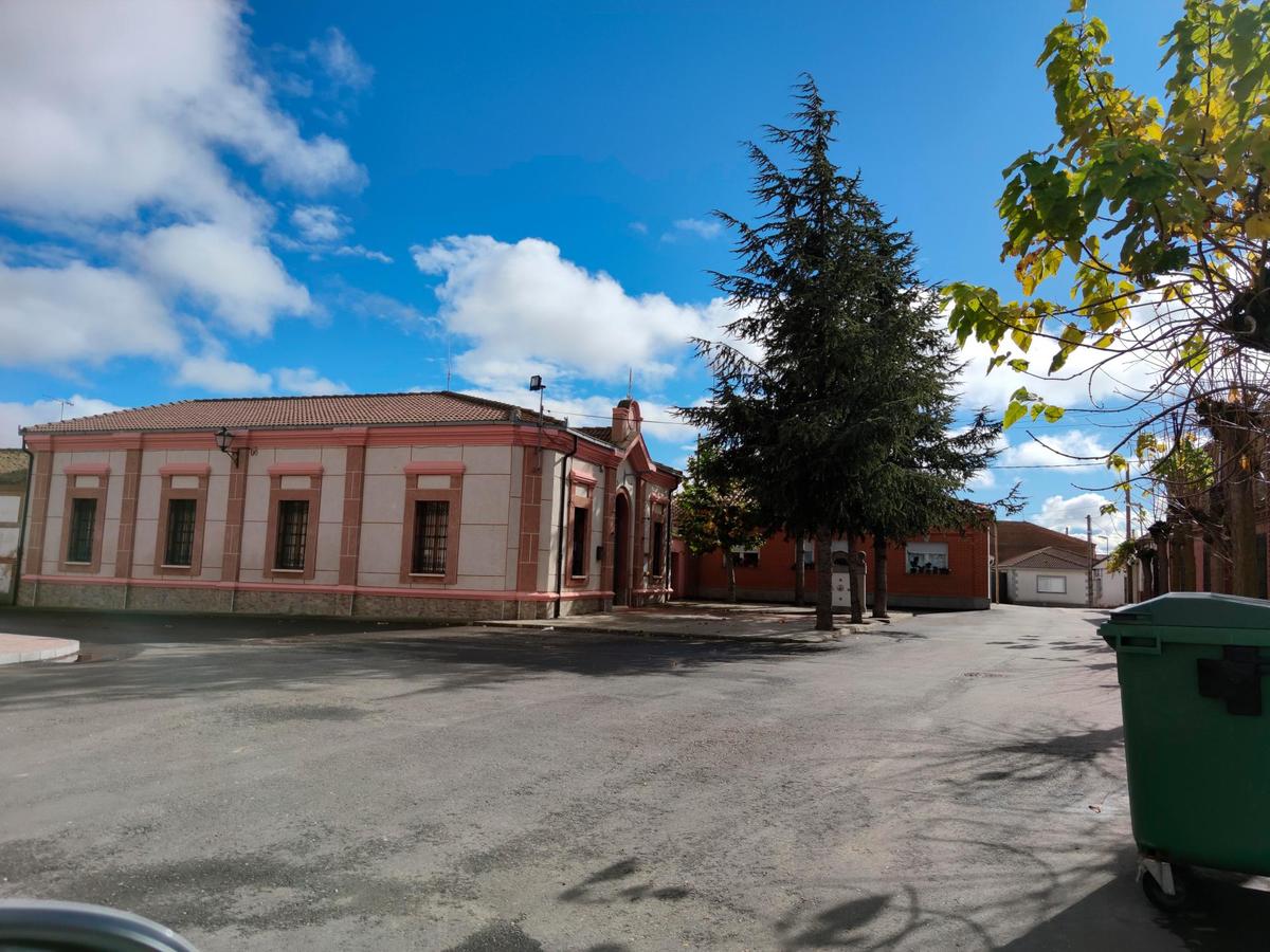 El Ayuntamiento del Campo de Peñaranda también ha suspendido estos días su actividad y permanece cerrado al público.