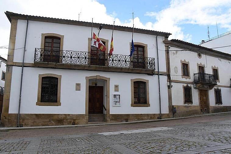 Ayuntamiento de Lumbrales.