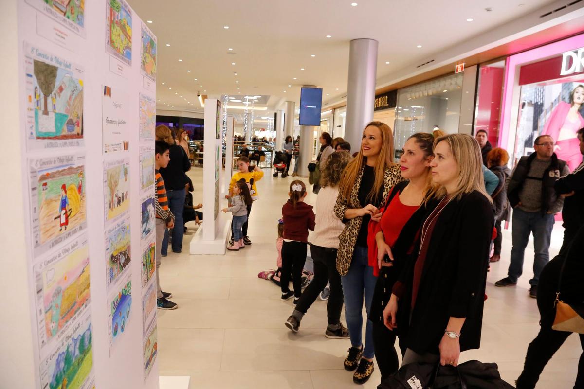 Exposición con los dibujos seleccionados en la pasada edición en El Tormes