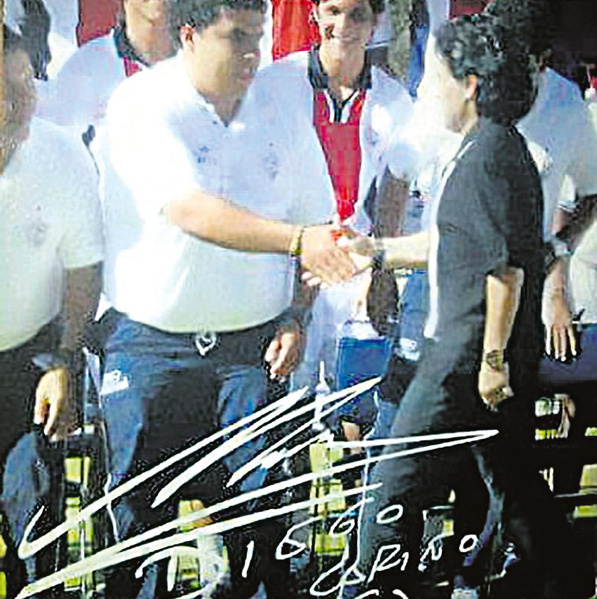 Foto dedicada de Maradona a Octavio Mora. | OCTAVIO MORA