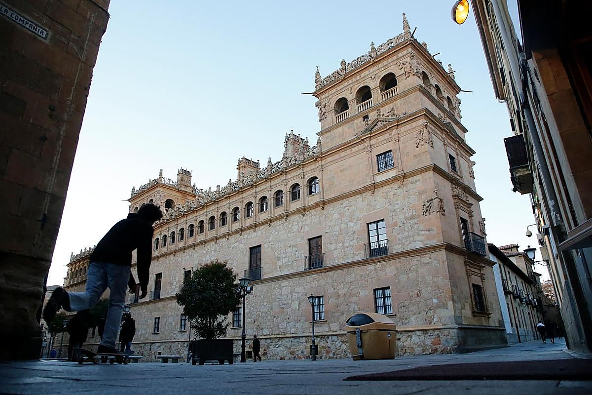 Imagen del Palacio de Monterrey.