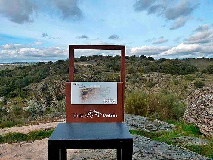 Mirador Puerta del Pasado, en el término municipal de Lumbrales