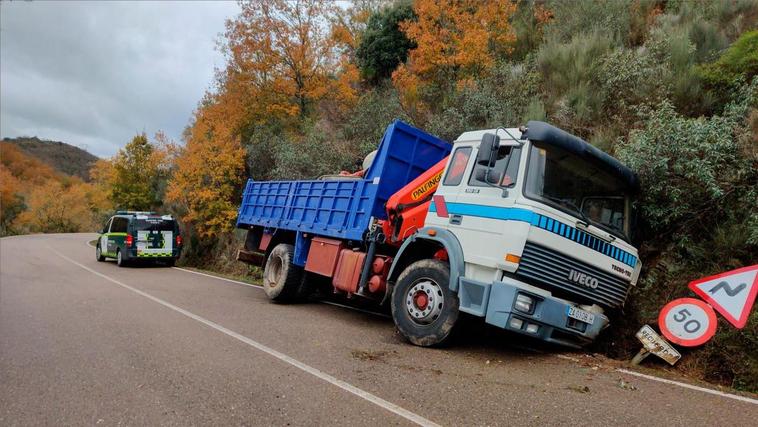 El camión accidentado.