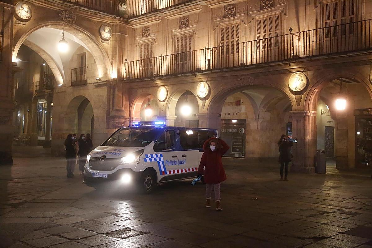 Dispositivo en la Nochevieja Universitaria de hace dos semanas.