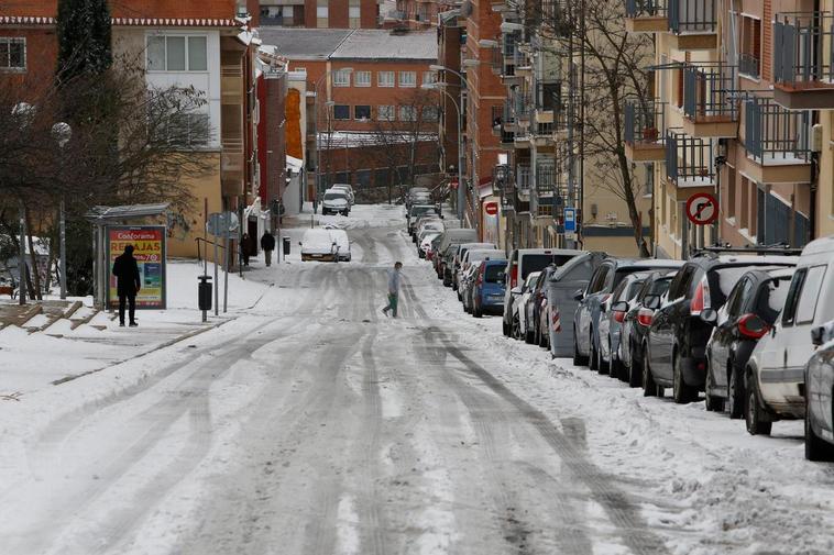 Estado de algunas calles salmantinas en la mañana de este domingo.