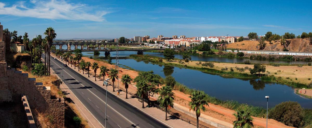 El Guadiana a su paso por Badajoz, donde ocurrió la tragedia