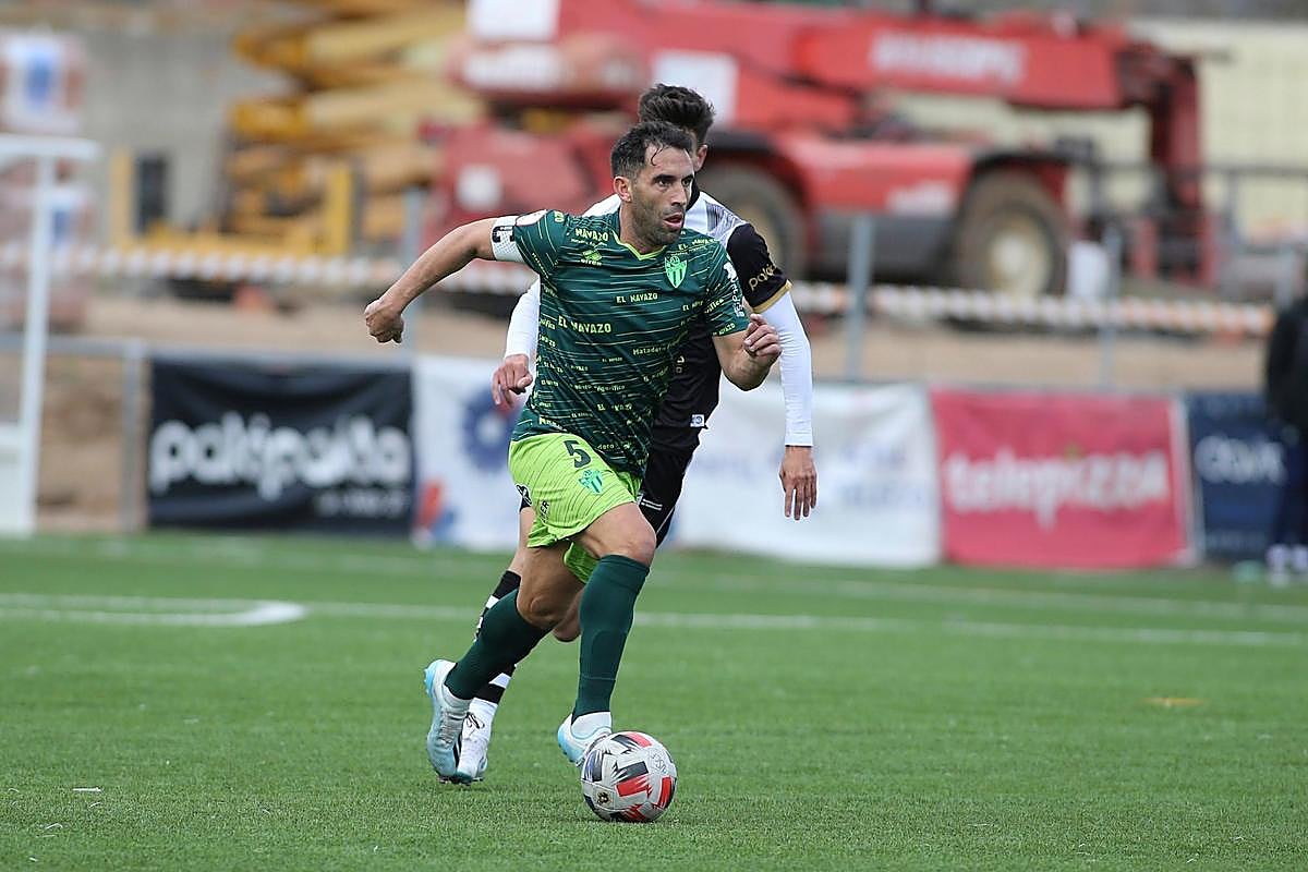 Jonathan del CD Guijuelo.