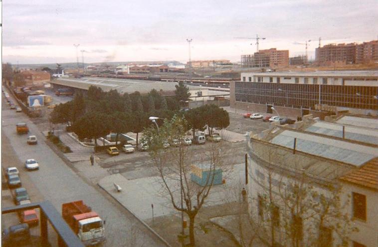 Paseo de la Estación y principio de Calzada de Medina en una vista aérea del año 1986.