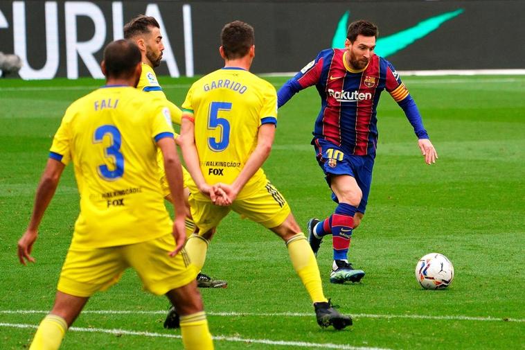 El Cádiz hurga en la herida del Barça (1-1)