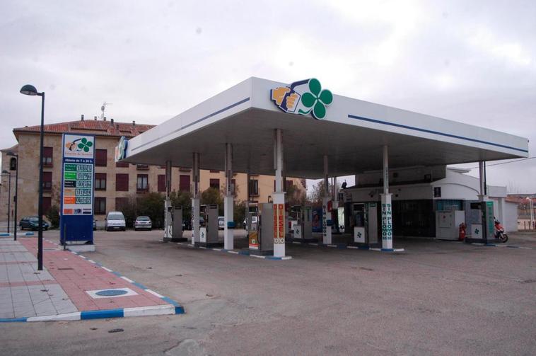 El atraco se produjo en la gasolinera ‘El Trébol’ en el Arrabal