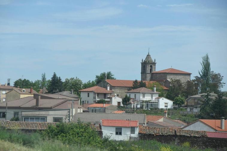 Vista general de Aldea del Obispo.