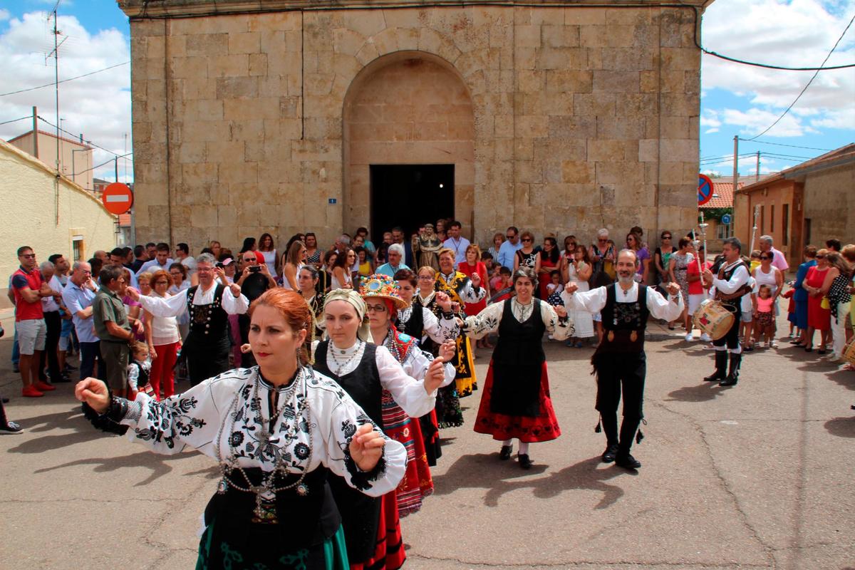 Fiestas patronales en Doñinos.