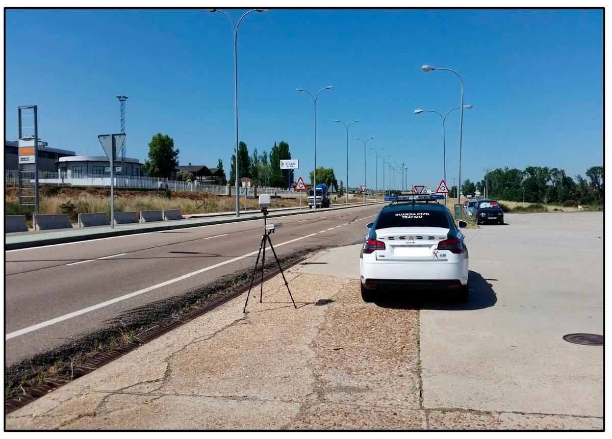 Radar móvil de la Guardia Civil de Tráfico de Salamanca.