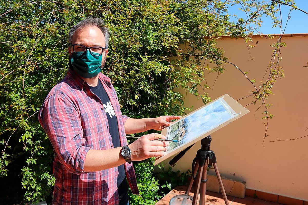 Jordi Sangenís pintando una de sus acuarelas al aire libre.