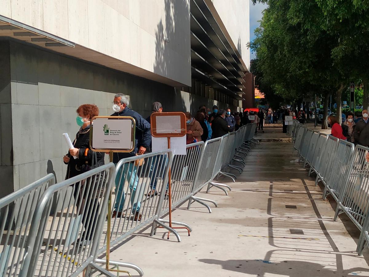 Vacunación en el Palacio de Congresos de Cáceres.