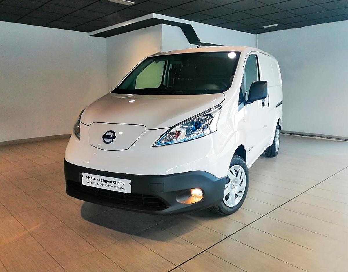 NISSAN e-NV200 Furgón Premium 40kWh 5pl. | Kilómetros: | Fecha de matriculación: | Mantenimiento incluido/ Garantía hasta 48 meses | Precio: 25.400 euros (*)